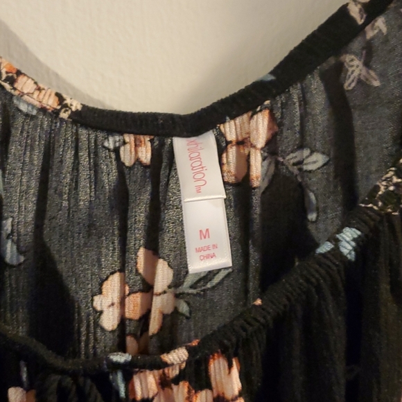 Black with pink floral long-sleeved romper - Picture 2 of 4